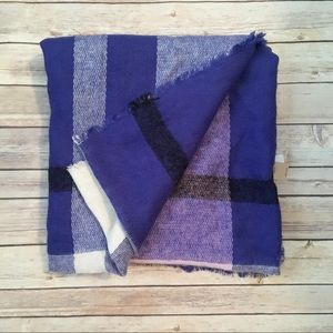 AE Blanket Scarf